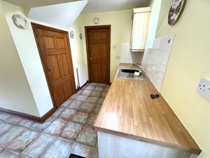 Photo 13- click for photo gallery